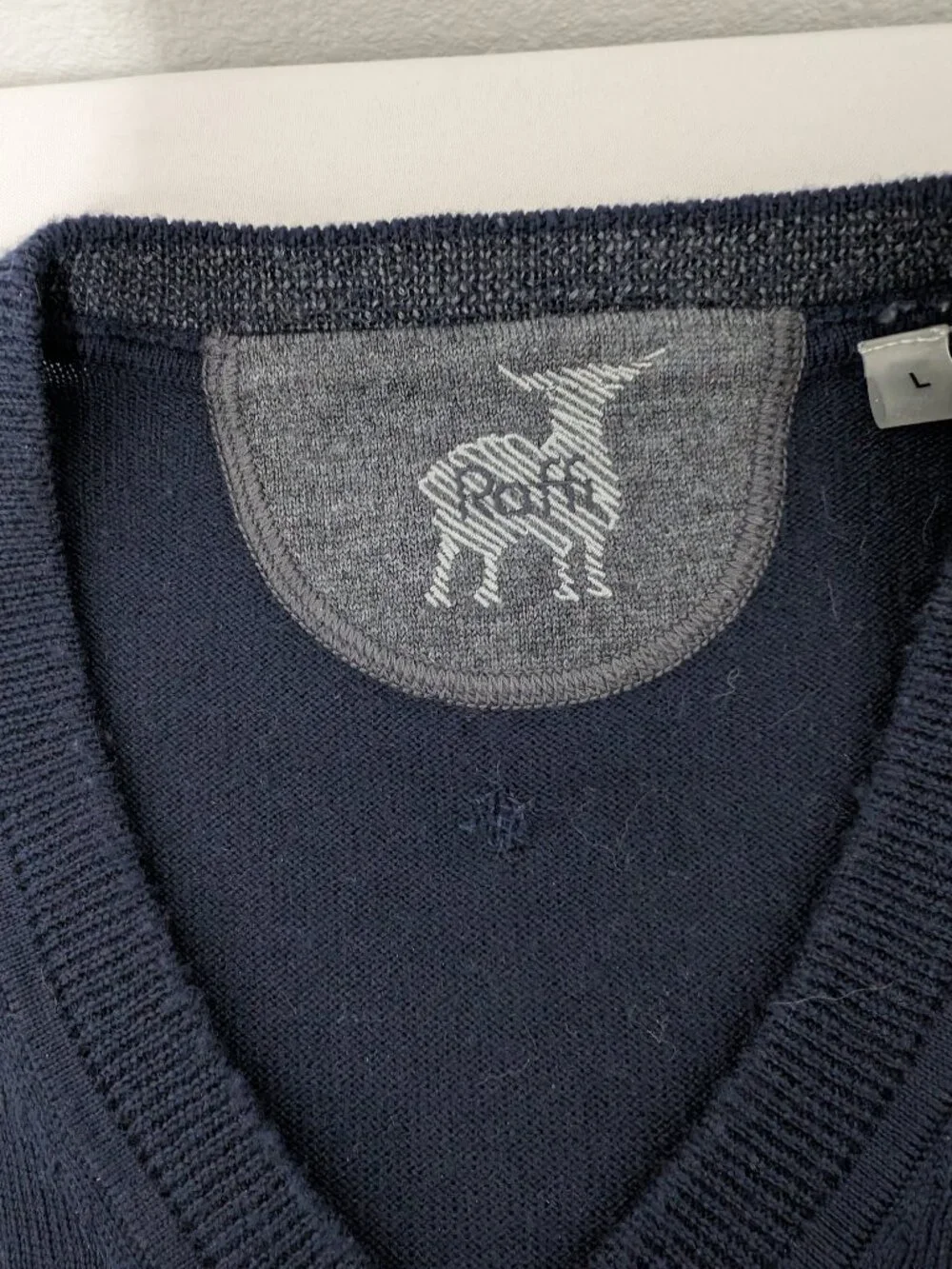 Raffi Navy Merino Wool V-Neck Sweater Men's L